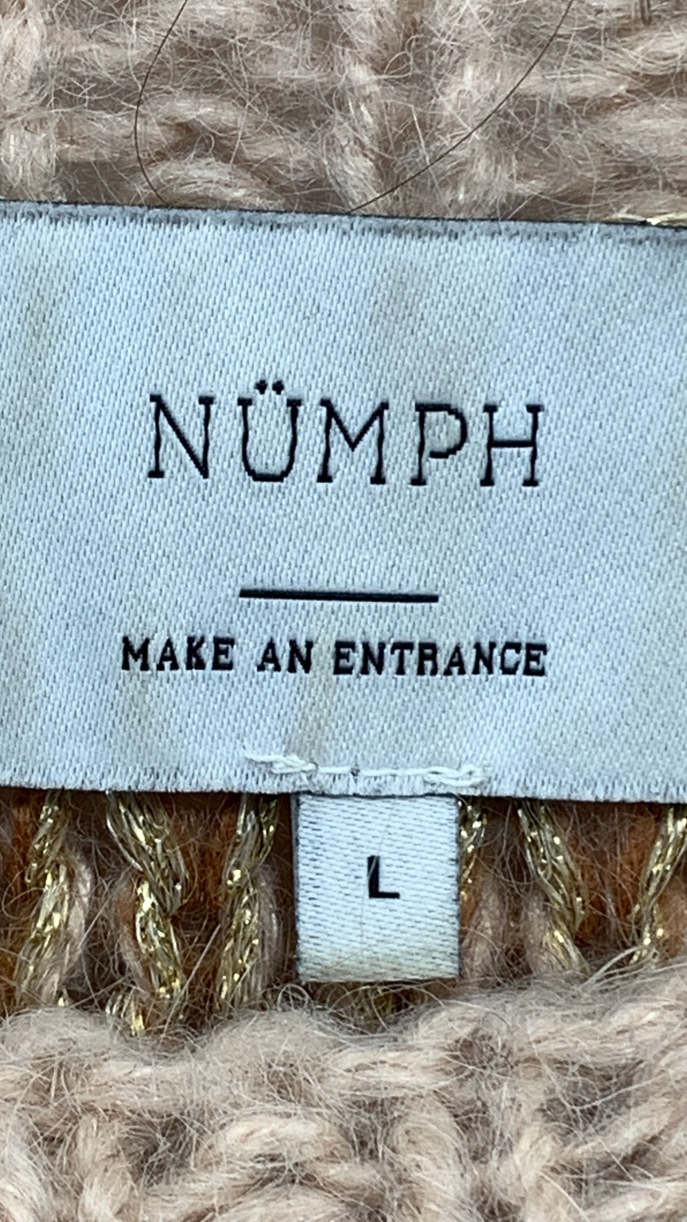 Nümph Strik